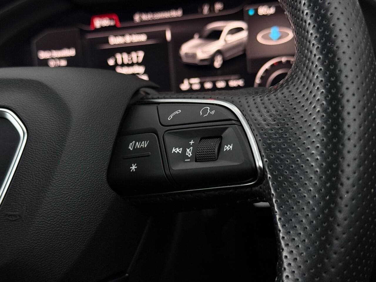 Audi Q5 thumbnail Misc Controls