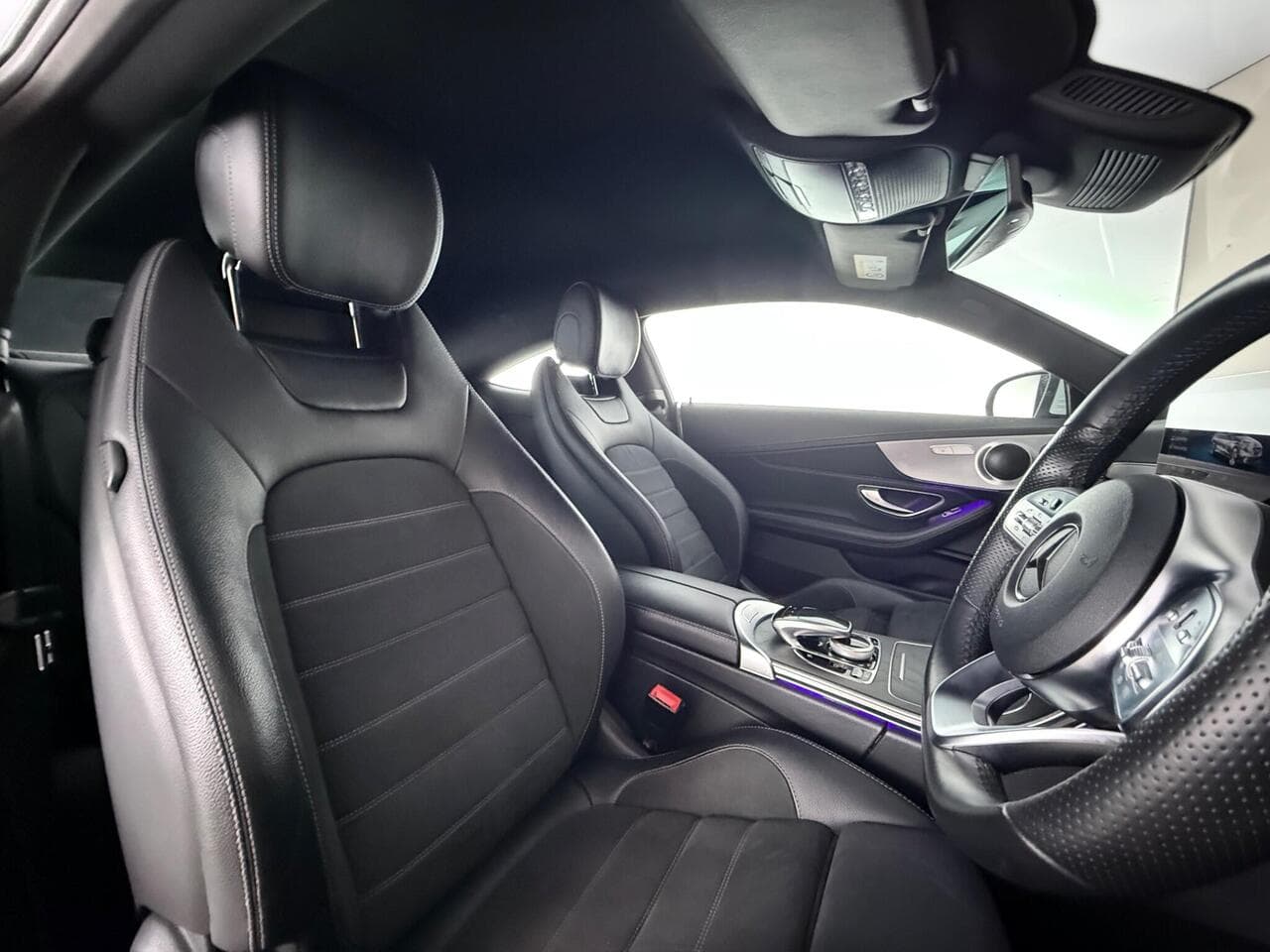 Mercedes-Benz C Class thumbnail Seat Driver