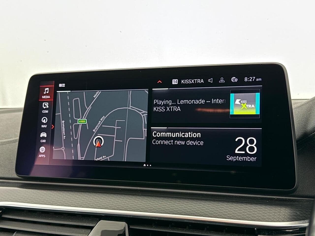 BMW 5 Series thumbnail Infotainment System