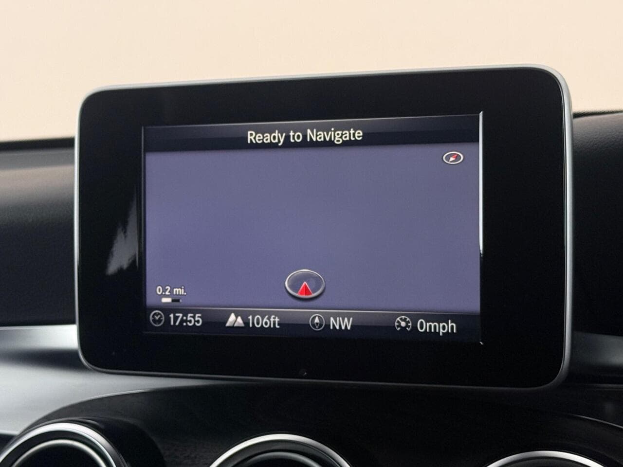 Mercedes-Benz GLC thumbnail Infotainment System