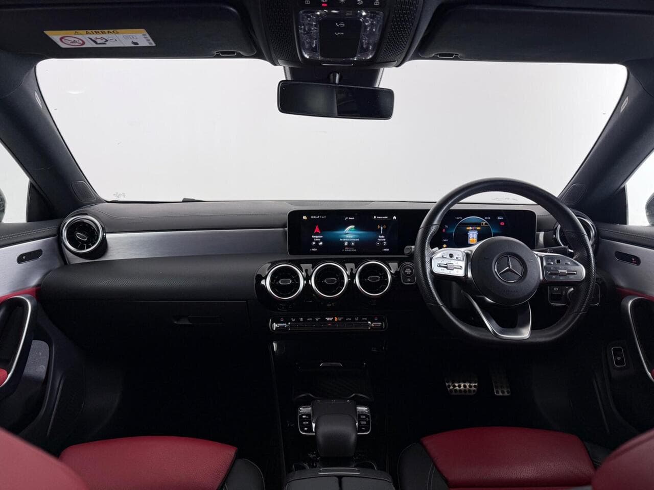 Mercedes-Benz CLA thumbnail Interior Front
