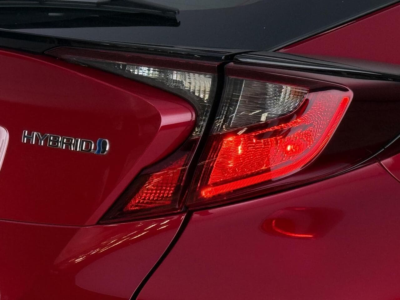 Toyota C-HR thumbnail Inconclusive