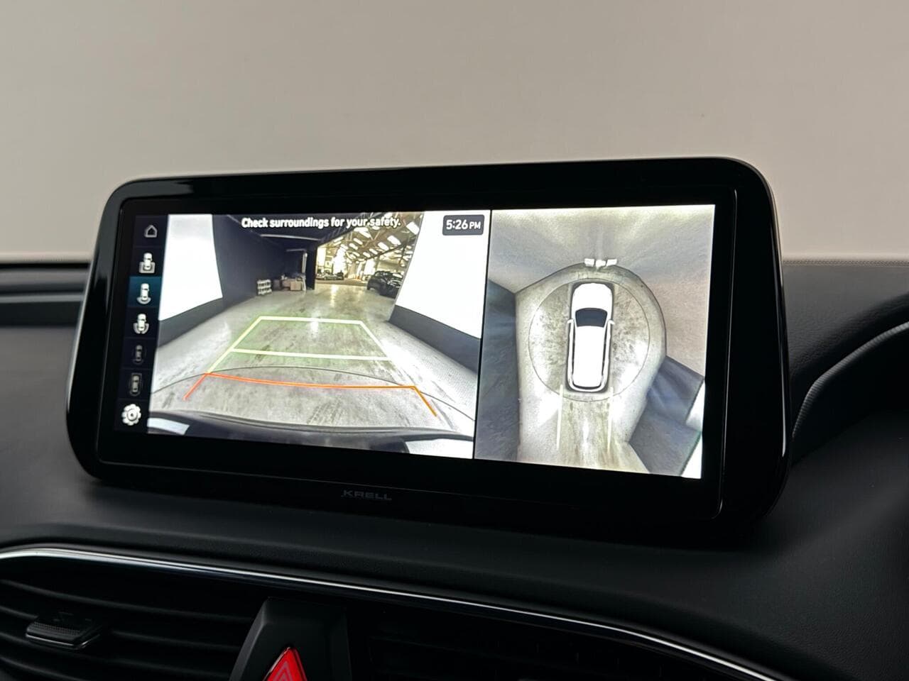 Hyundai Santa Fe thumbnail Infotainment System