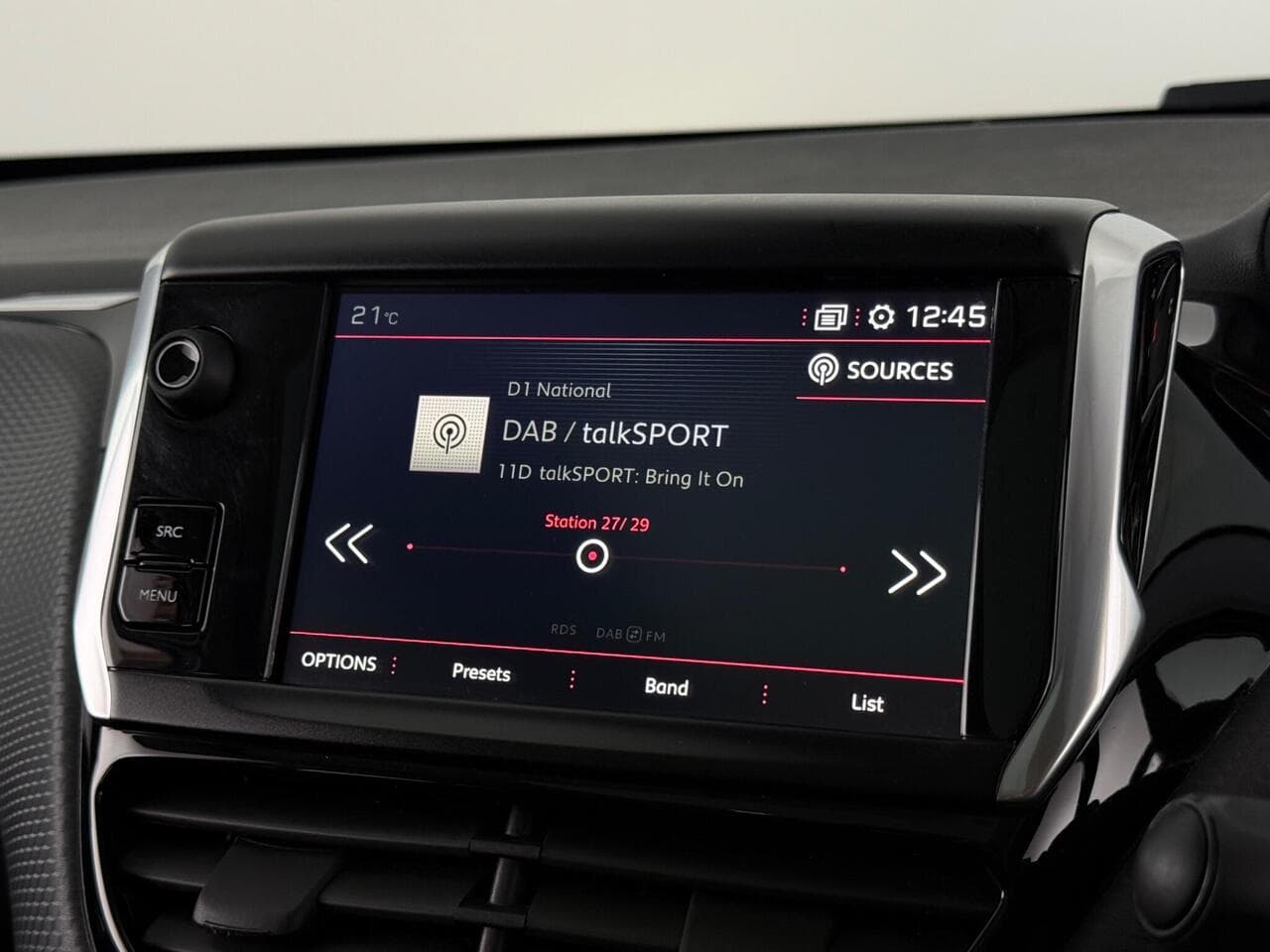 Peugeot 2008 thumbnail Infotainment System
