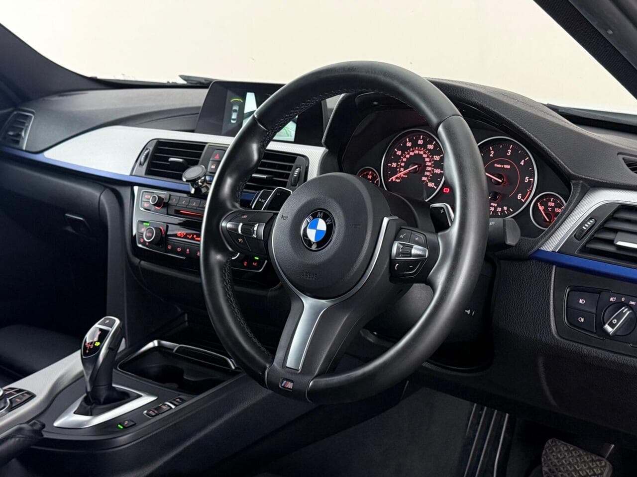 BMW 3 Series thumbnail Steering Wheel