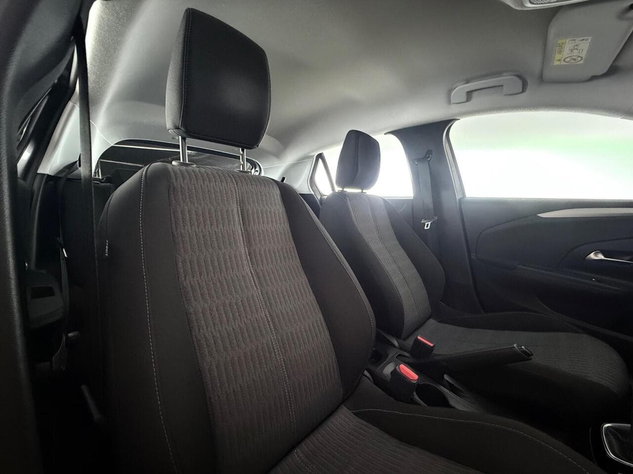 Vauxhall Corsa thumbnail Seats Rear