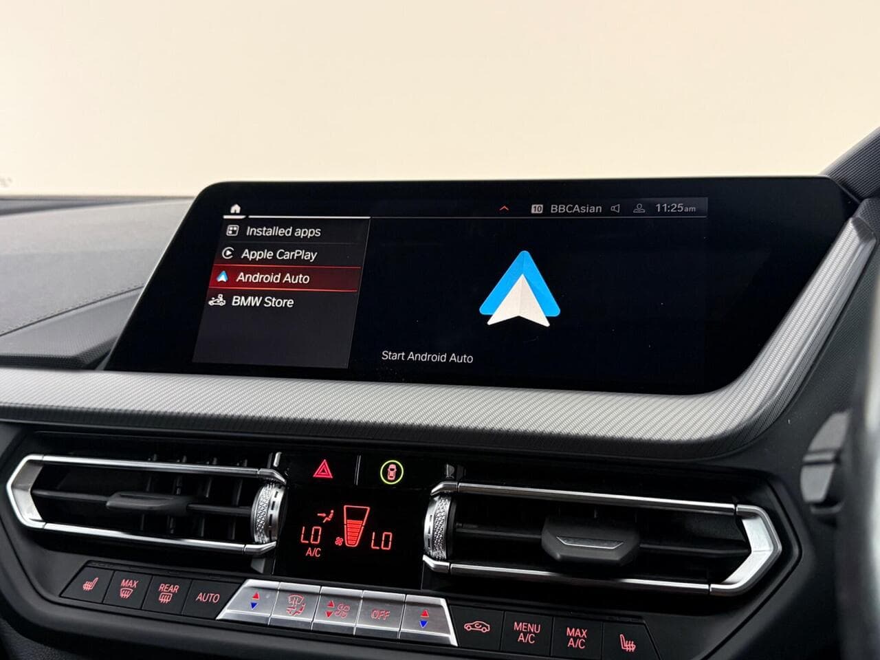 BMW 1 Series thumbnail Infotainment System