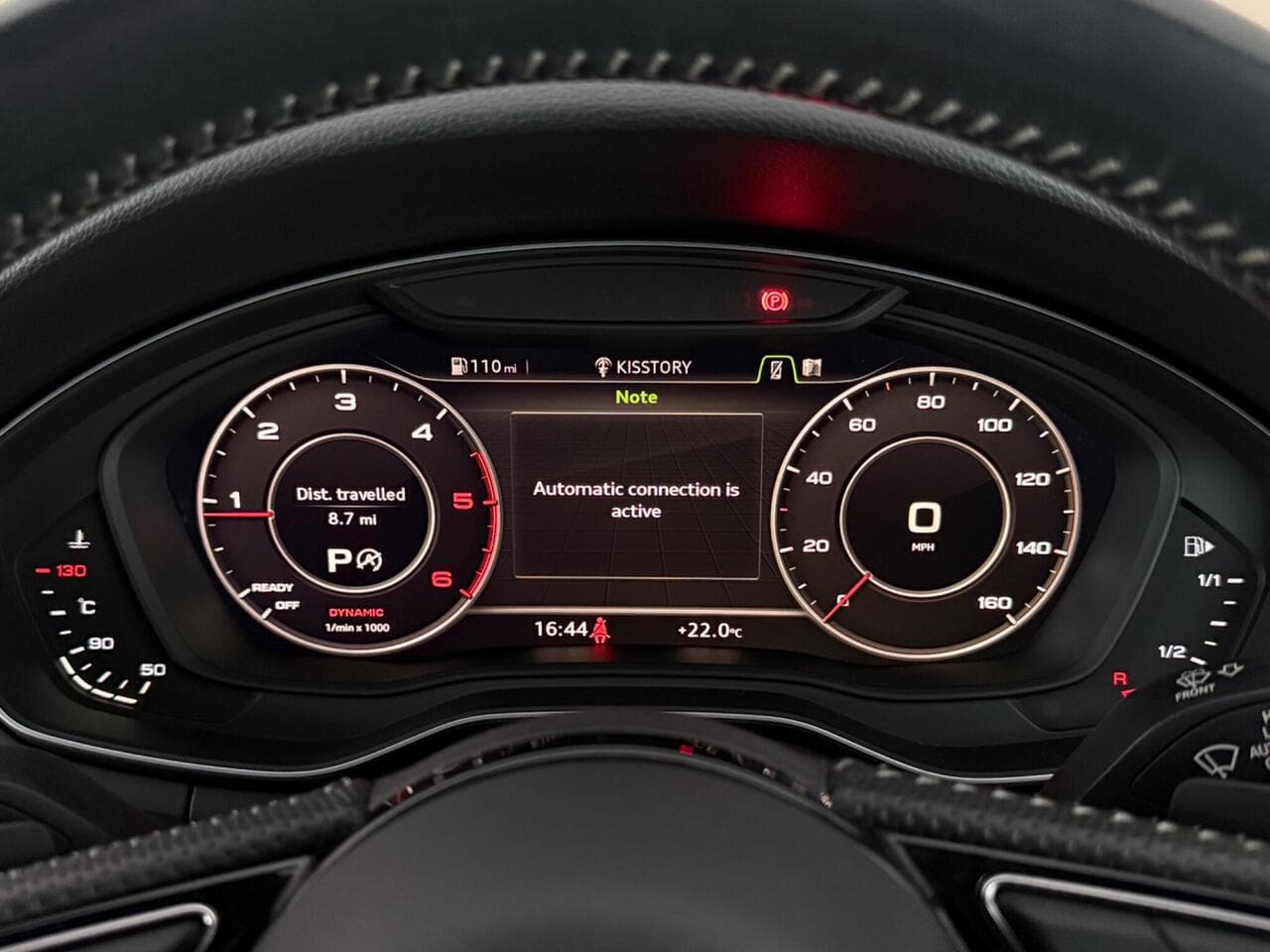 Audi A5 thumbnail Driver Instruments