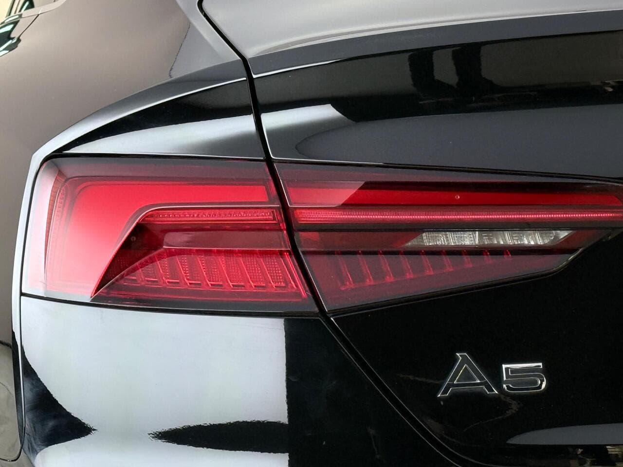 Audi A5 thumbnail Lights Rear
