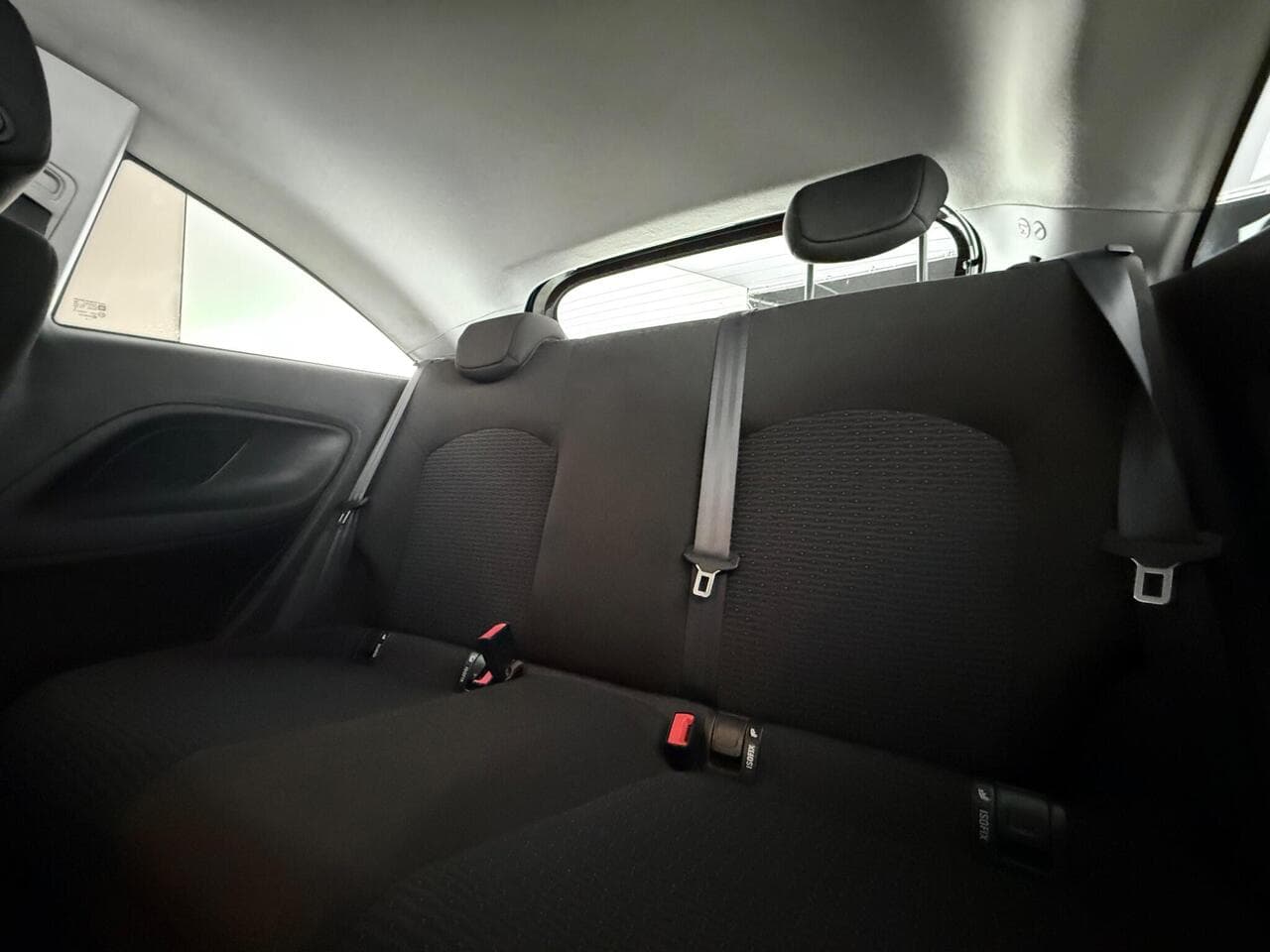 Vauxhall Corsa thumbnail Seats Rear