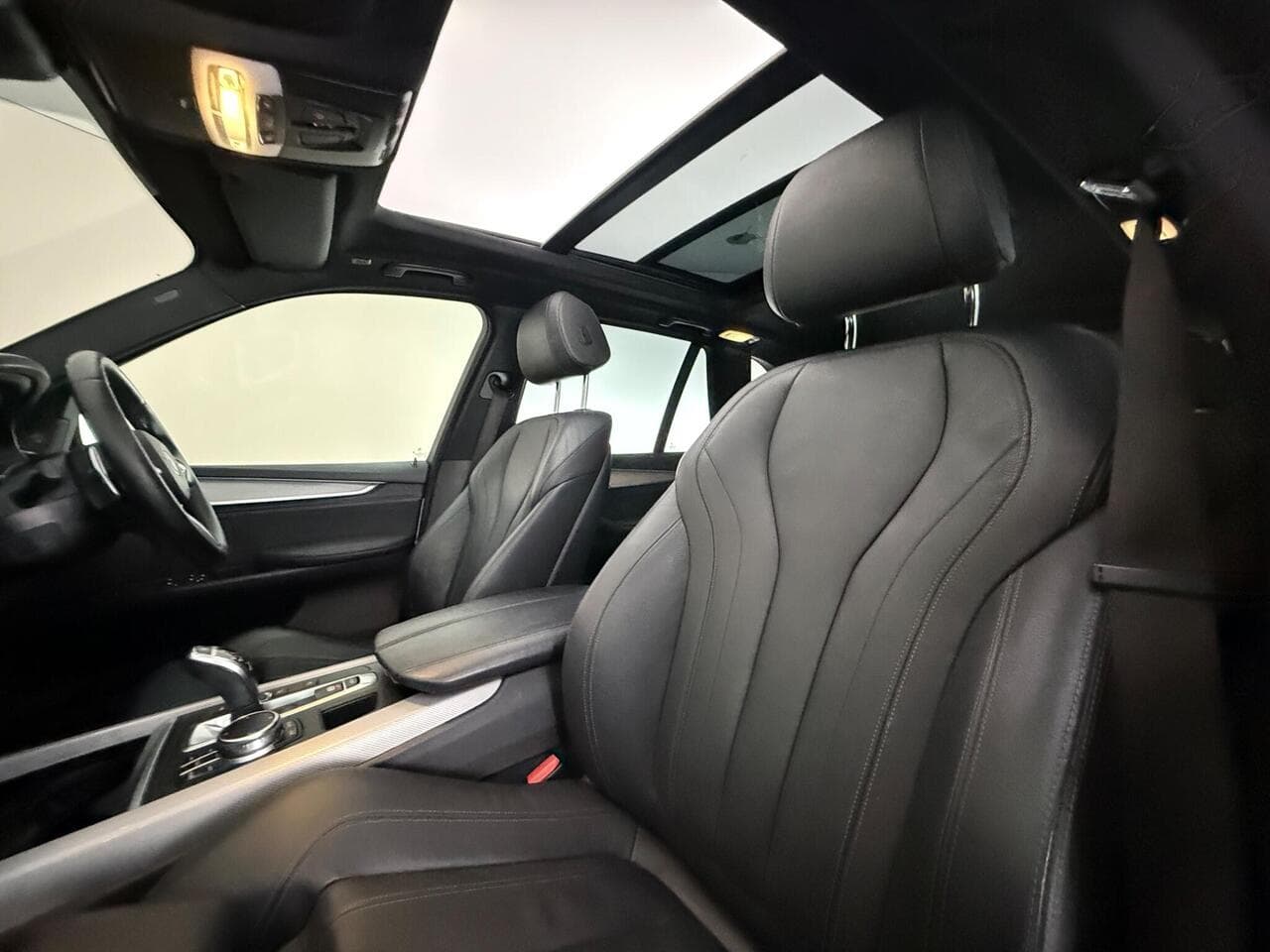 BMW X5 thumbnail Seat Front Passenger