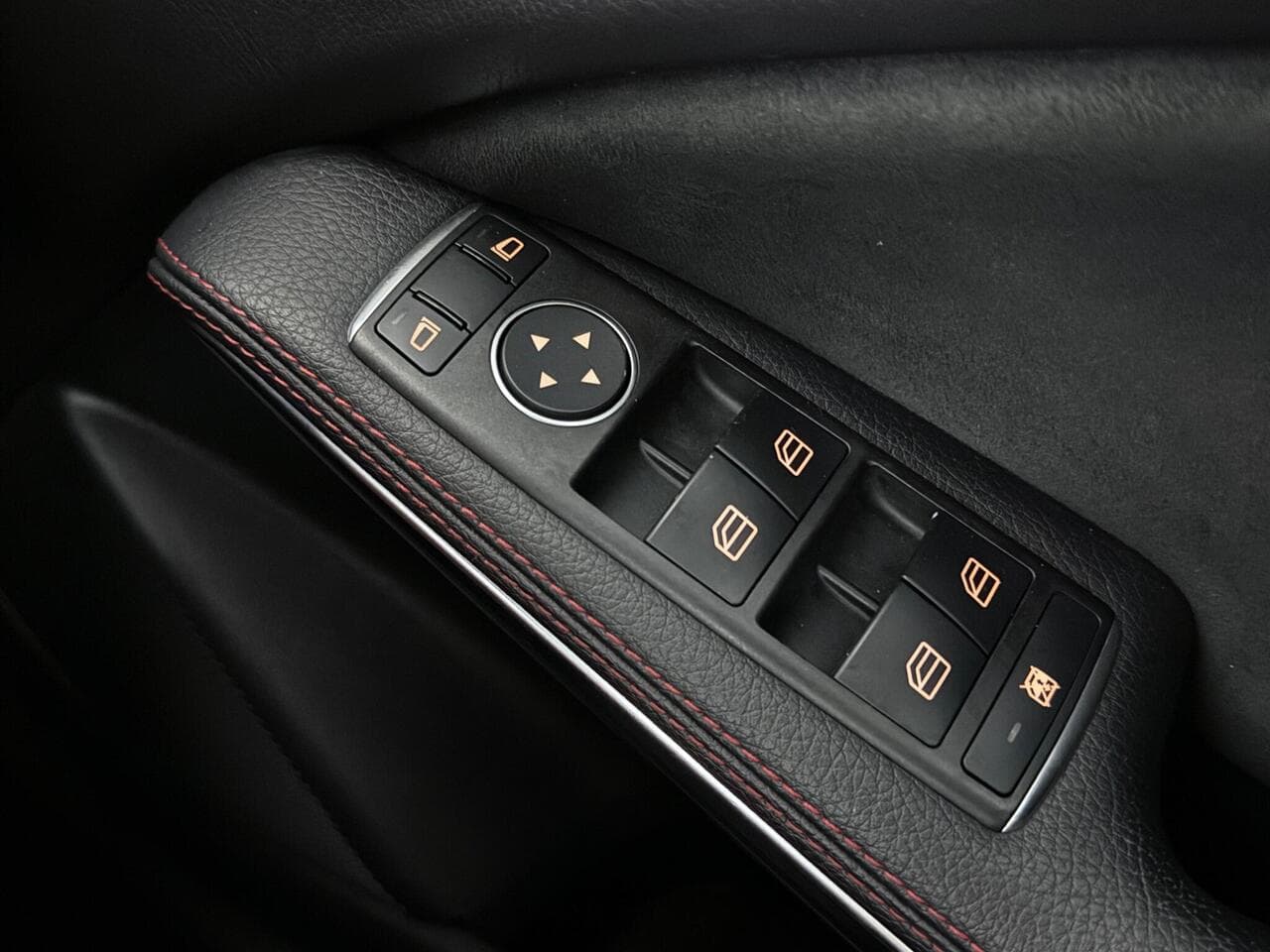 Mercedes-Benz A Class thumbnail Misc Controls