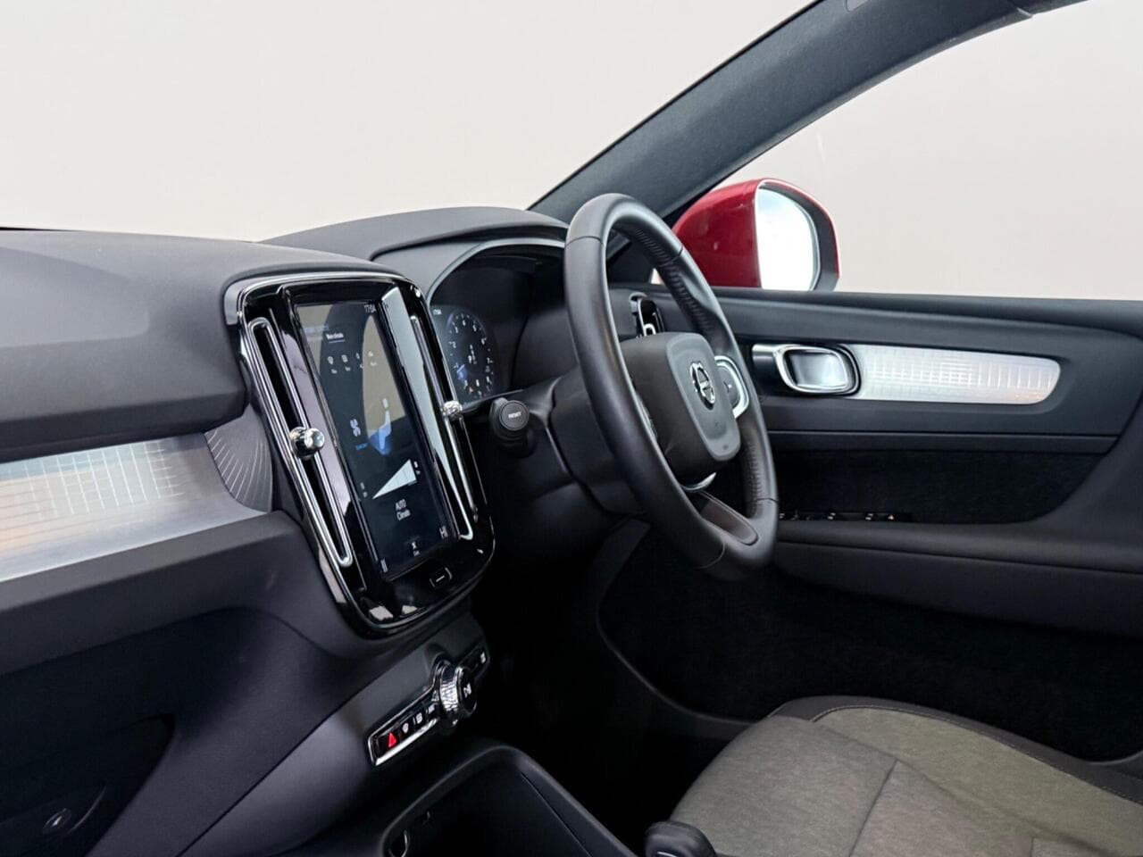 Volvo XC40 thumbnail Interior Front
