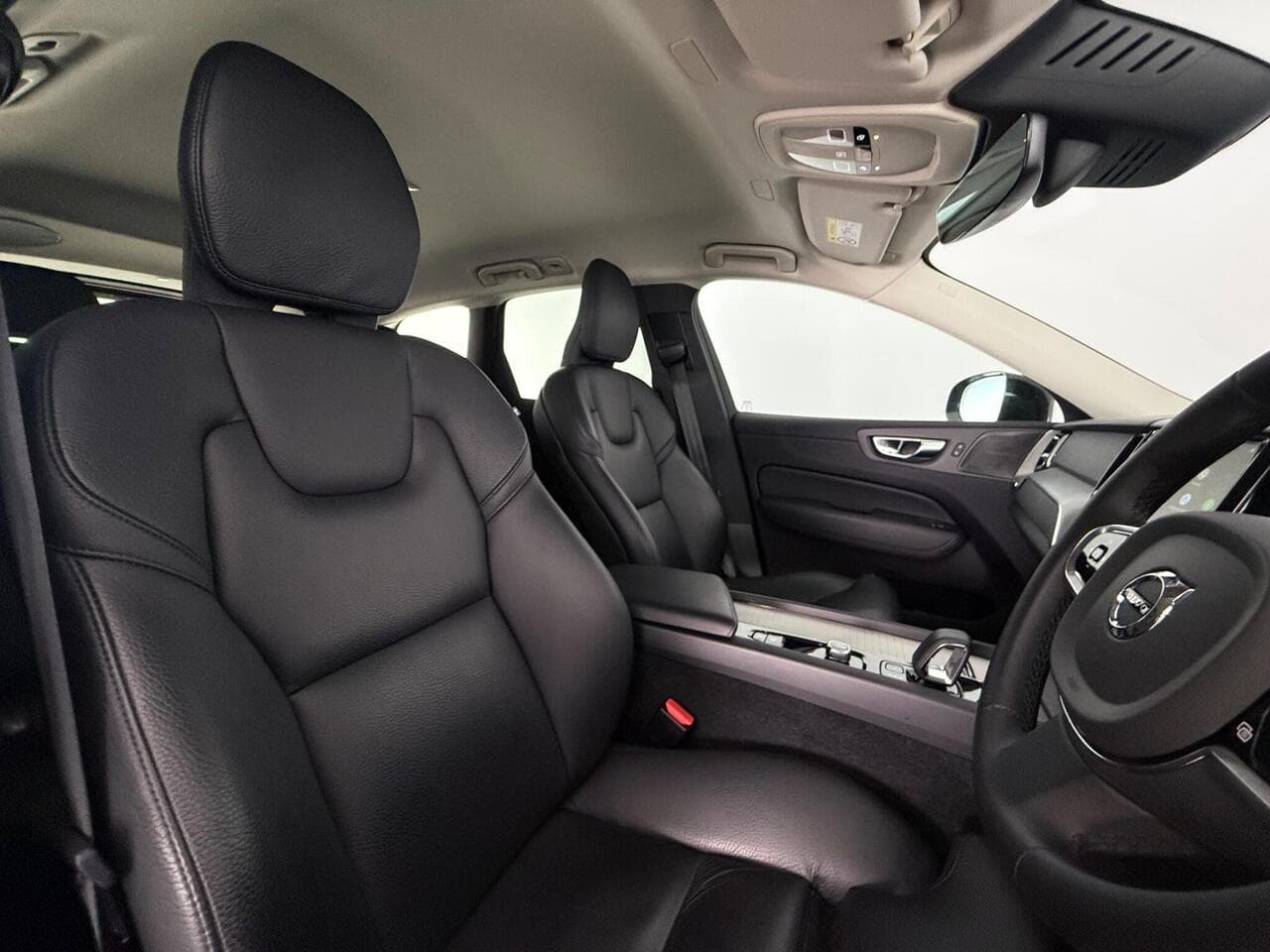 Volvo XC60 thumbnail Seat Driver