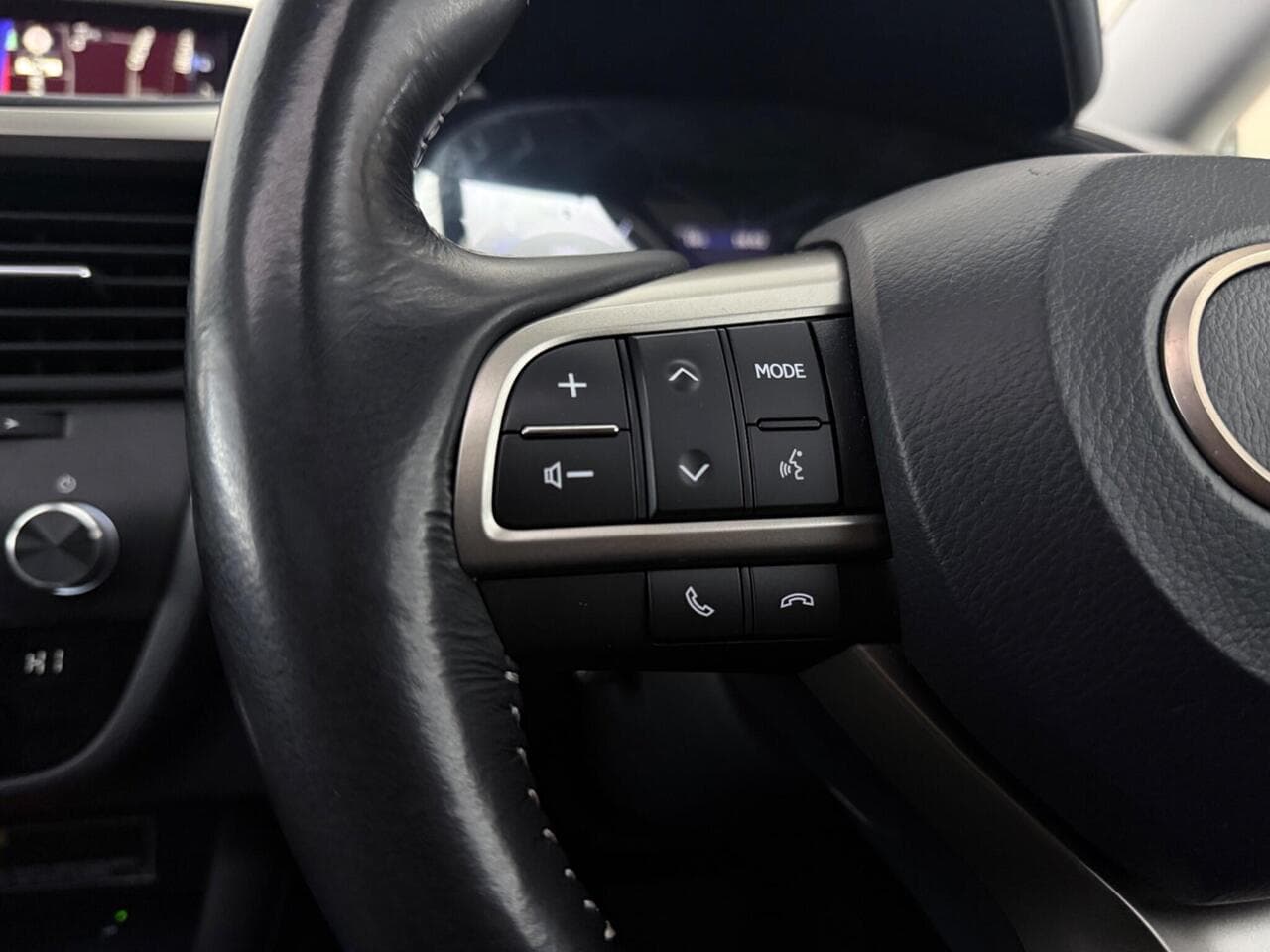 Lexus RX thumbnail Misc Controls