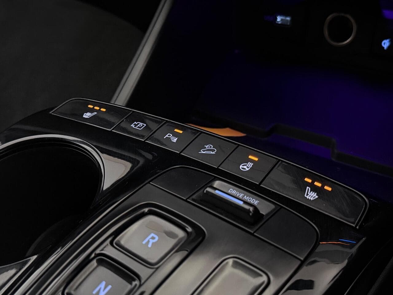 Hyundai TUCSON thumbnail Misc Controls