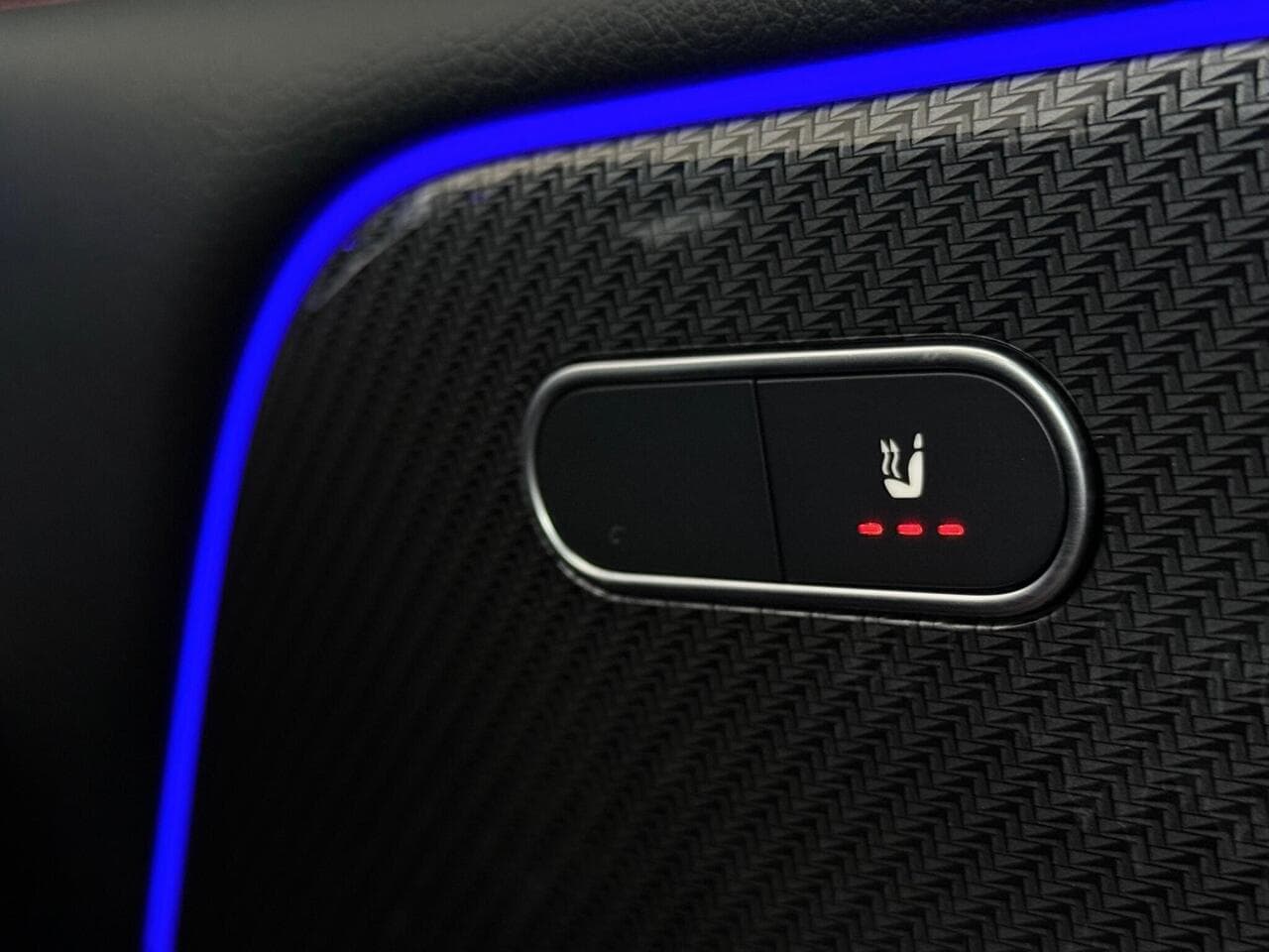 Mercedes-Benz GLB thumbnail Misc Controls