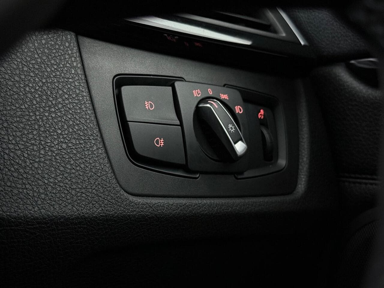 BMW 4 Series thumbnail Misc Controls