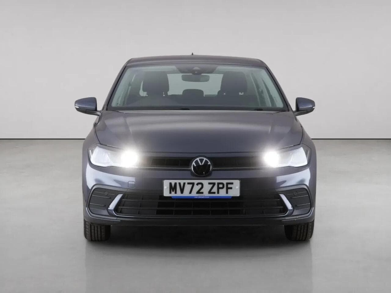 Volkswagen Polo thumbnail Front