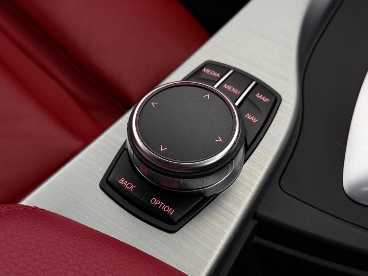 BMW 4 Series Gran Coupe thumbnail Misc Controls