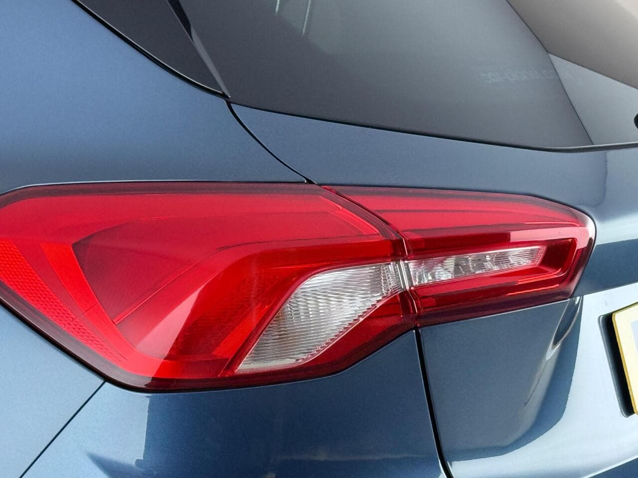 Ford Focus thumbnail Lights Rear