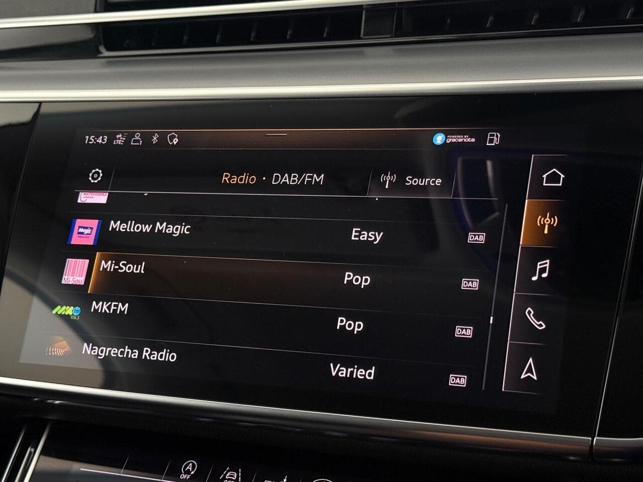 Audi A8 thumbnail Infotainment System