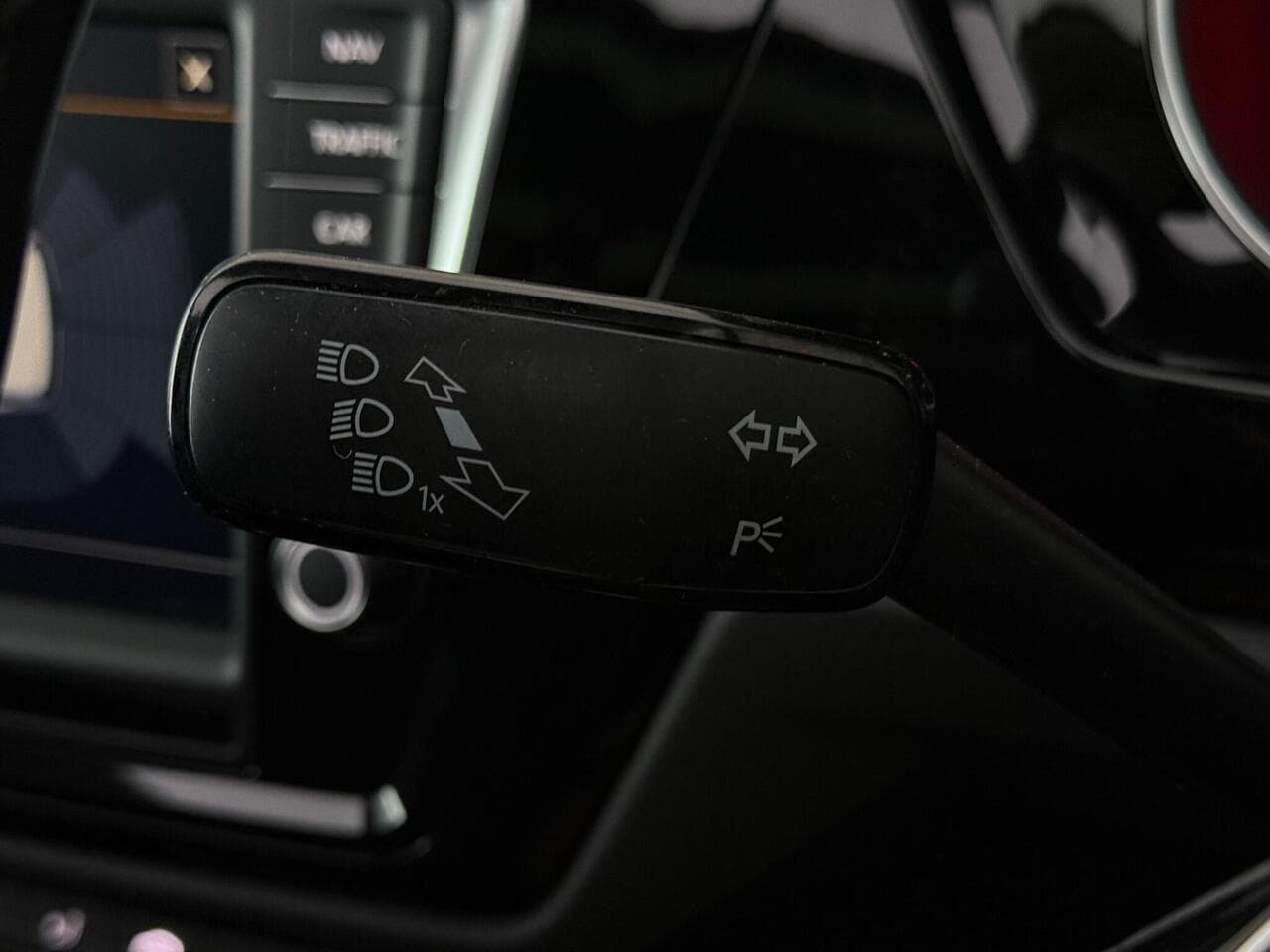 Volkswagen Touran thumbnail Misc Controls