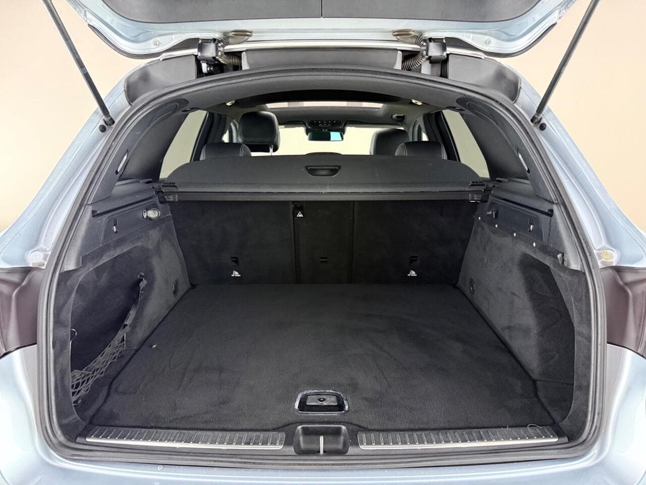 Mercedes-Benz GLC thumbnail Boot