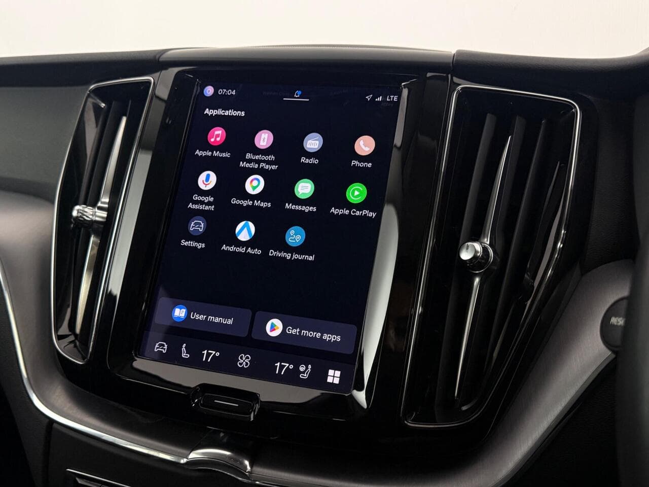 Volvo XC60 thumbnail Infotainment System