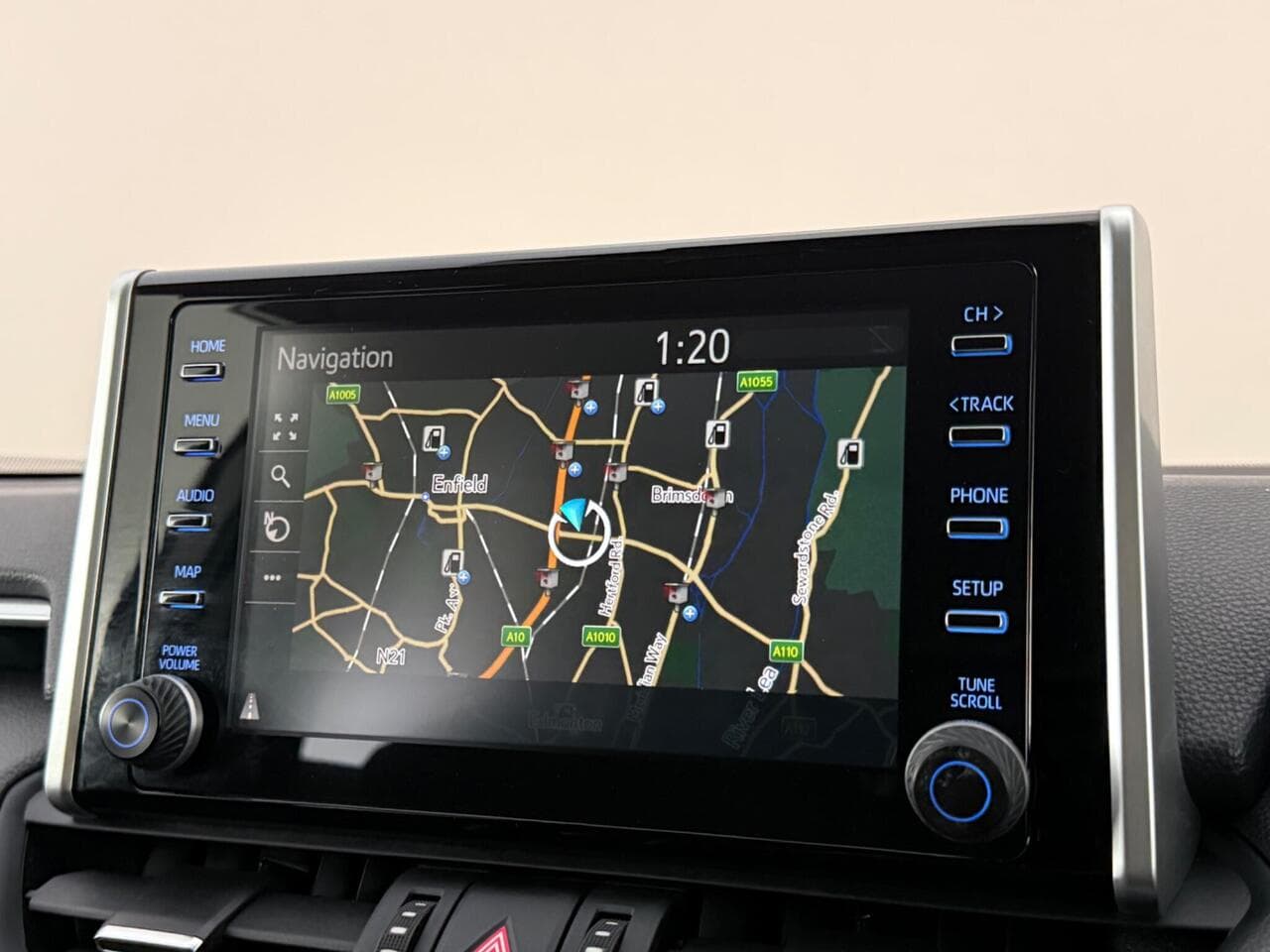 Toyota RAV4 thumbnail Infotainment System