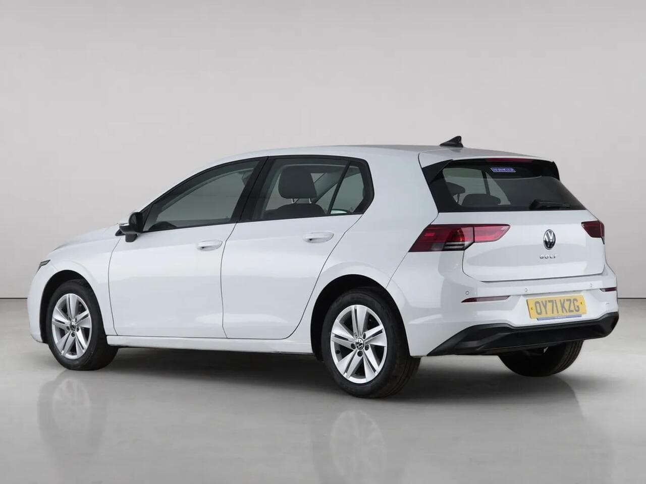 Volkswagen Golf thumbnail Rear Left