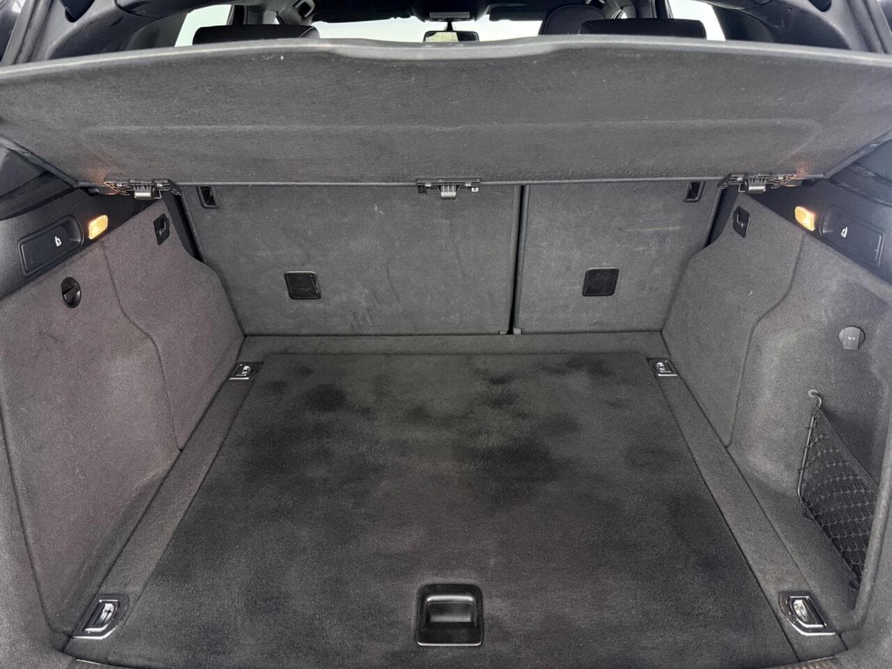 Audi Q5 thumbnail Boot