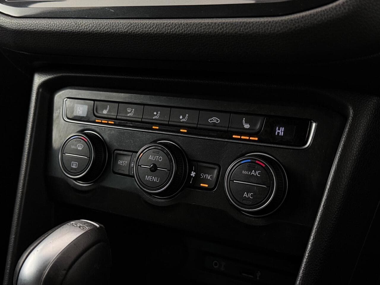 Volkswagen Tiguan thumbnail Inconclusive