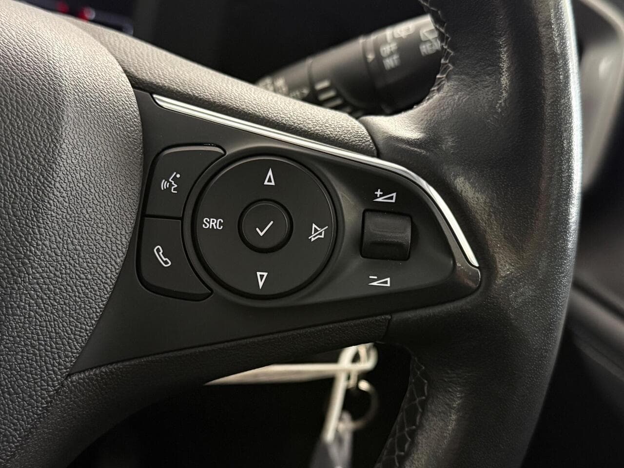 Vauxhall Mokka thumbnail Misc Controls