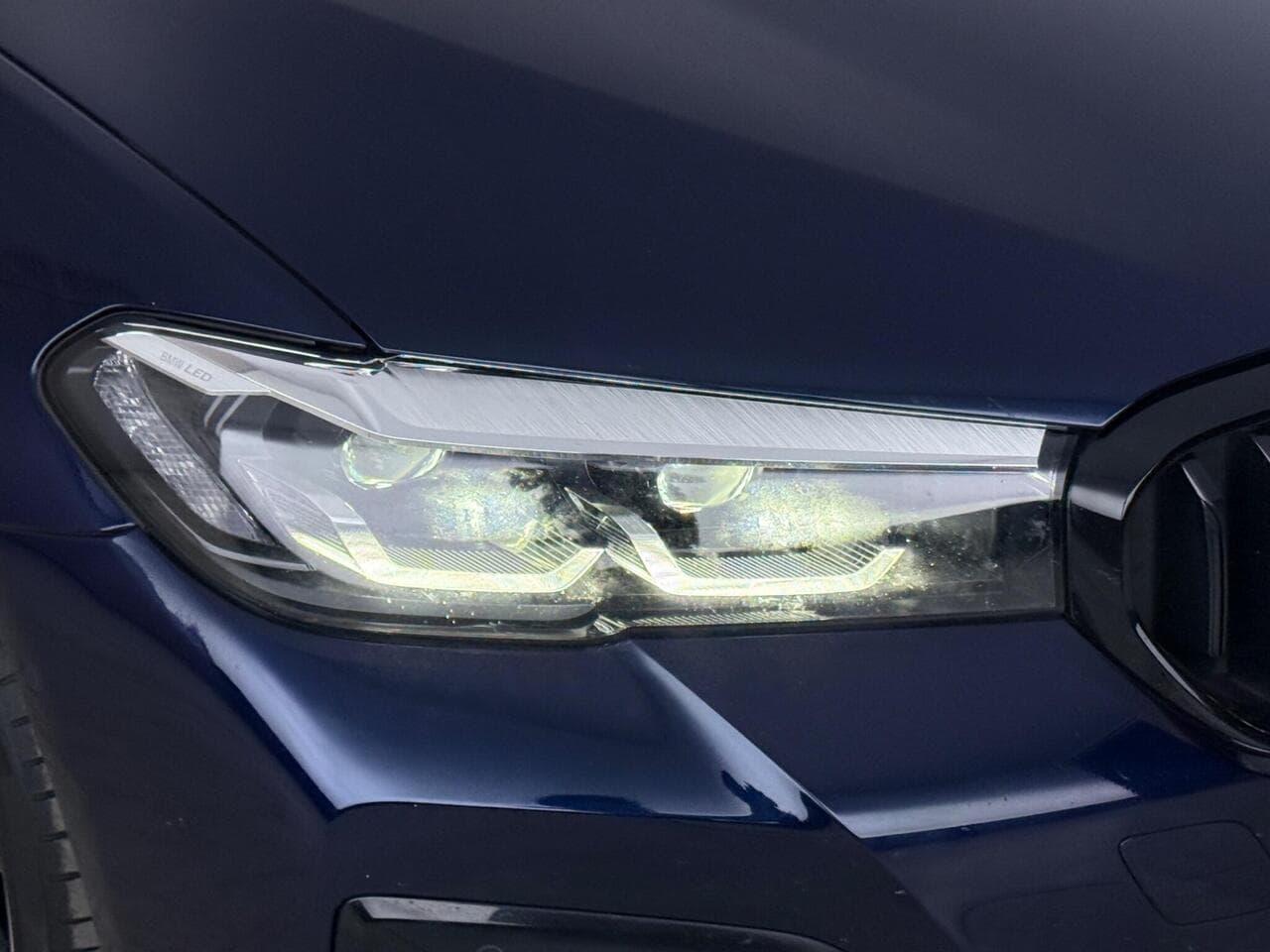 BMW 5 Series thumbnail Lights Front
