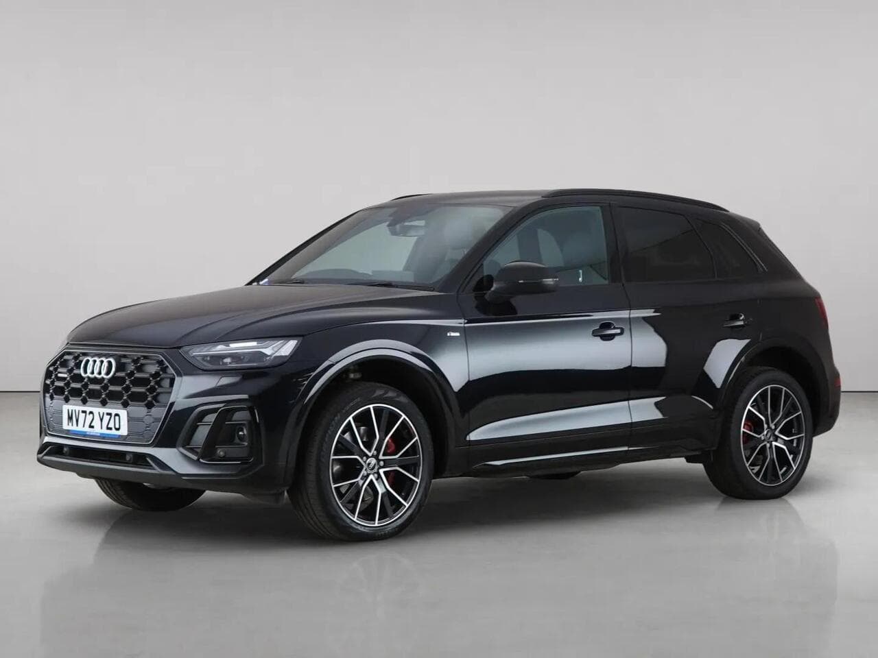 Audi Q5 thumbnail Front Left