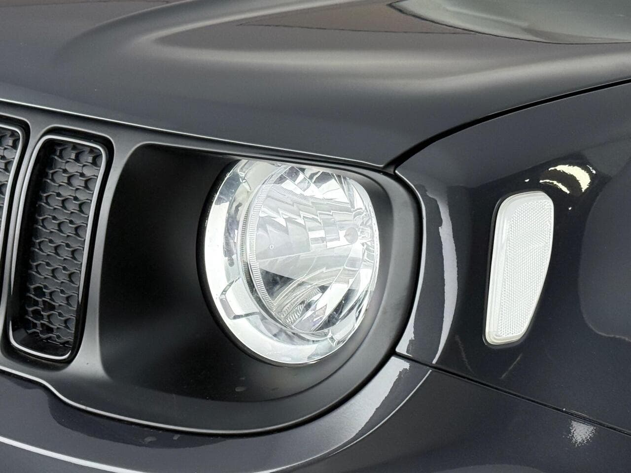 Jeep Renegade thumbnail Lights Front