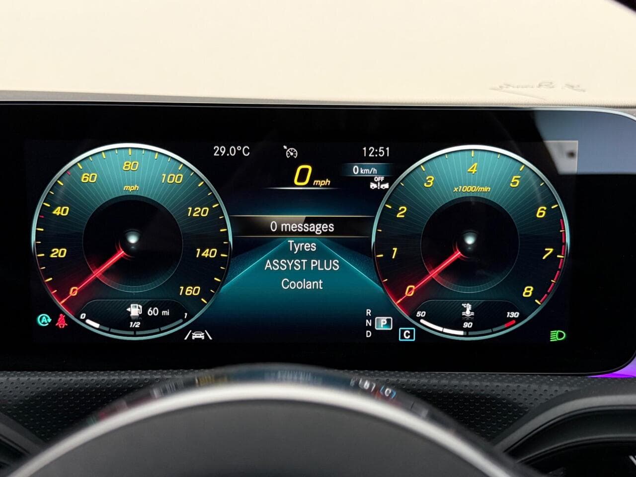 Mercedes-Benz CLA thumbnail Driver Instruments