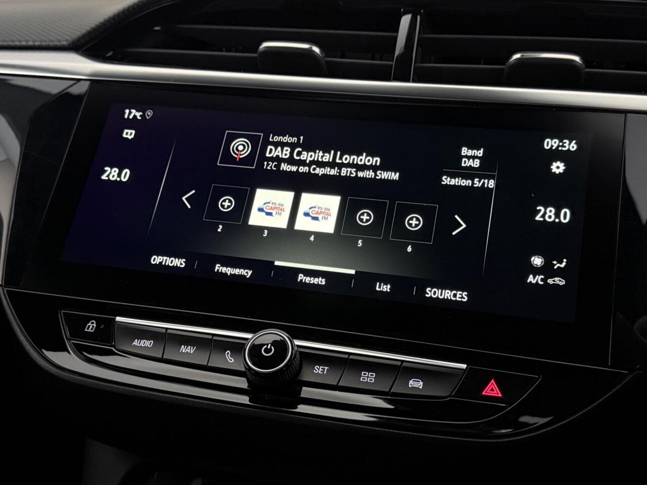 Vauxhall Corsa thumbnail Infotainment System