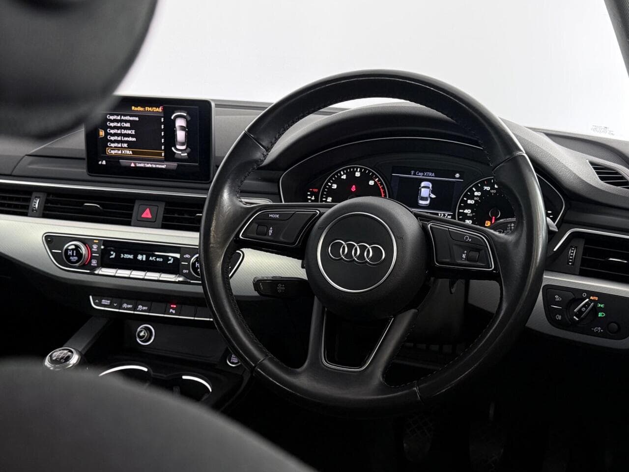 Audi A4 thumbnail Steering Wheel
