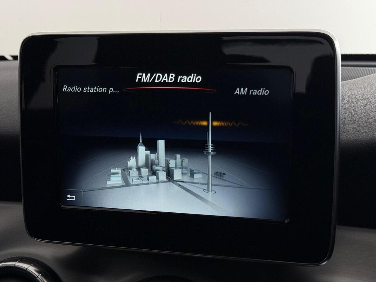 Mercedes-Benz CLA thumbnail Infotainment System