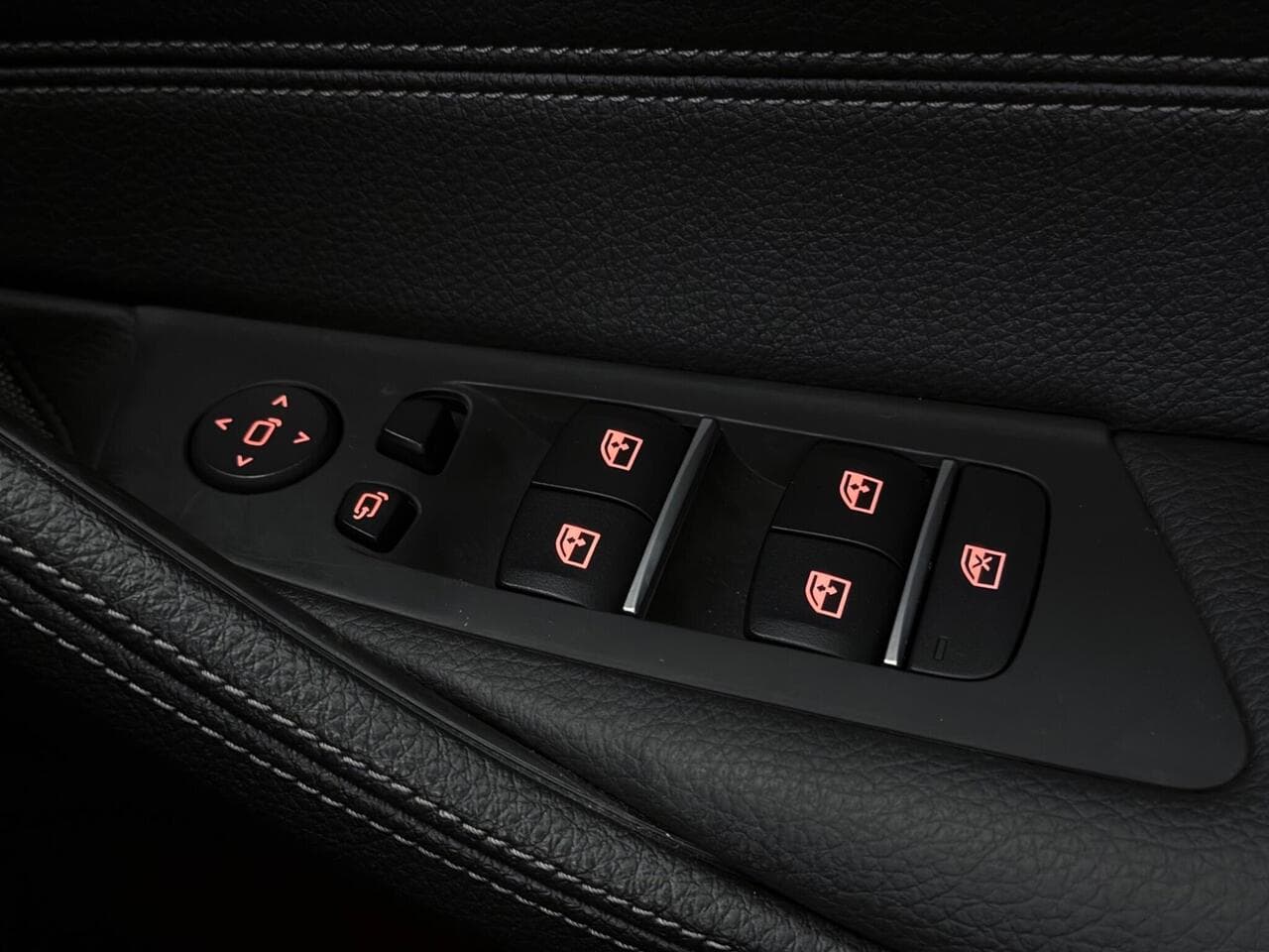 BMW 5 Series thumbnail Misc Controls