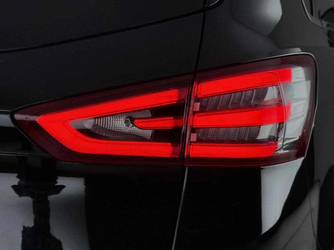 Ford S-Max thumbnail Inconclusive