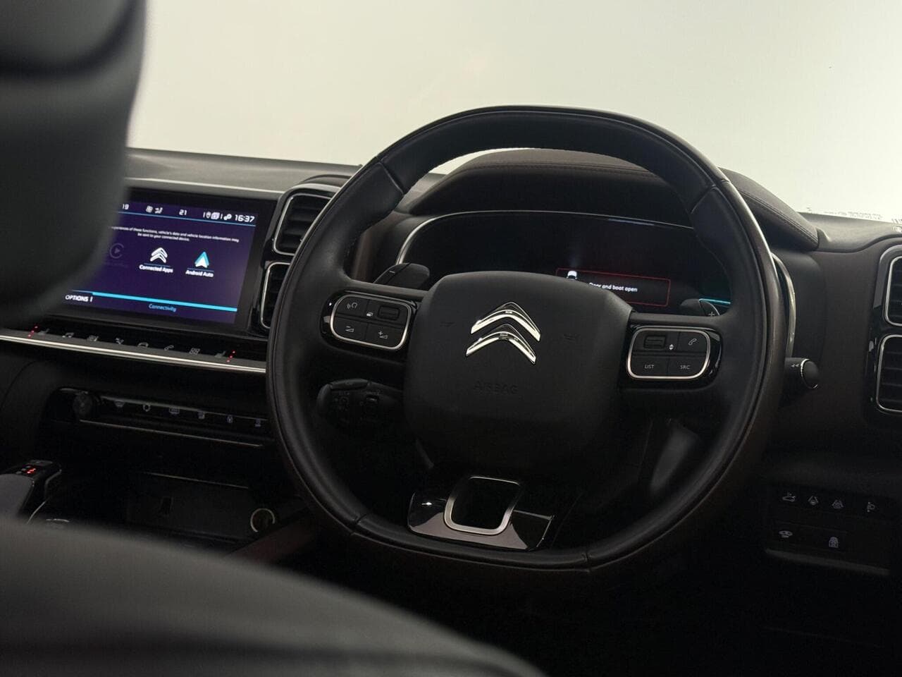 Citroen C5 Aircross thumbnail Steering Wheel