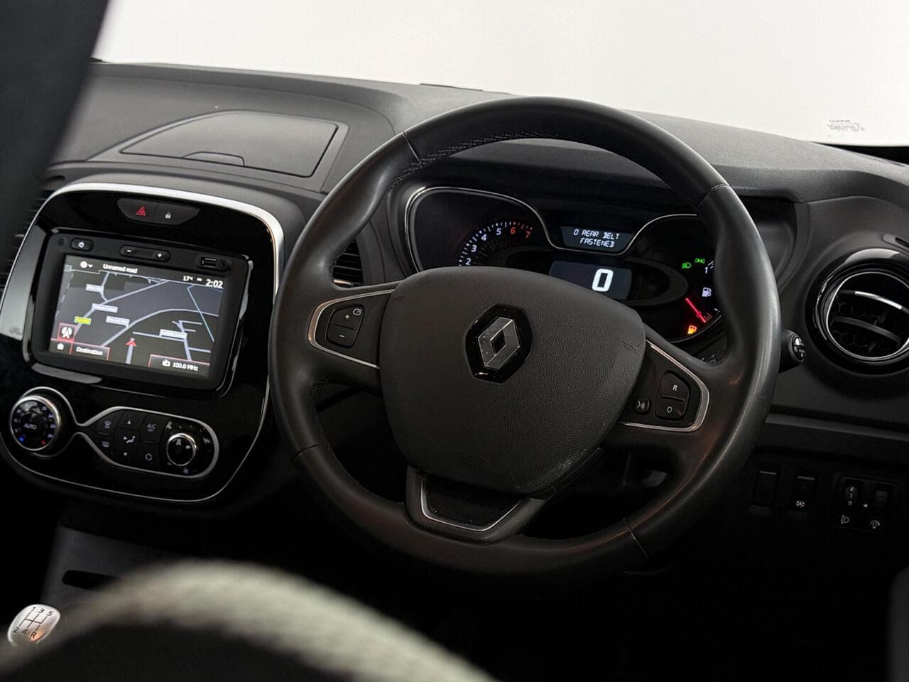 Renault Captur thumbnail Steering Wheel
