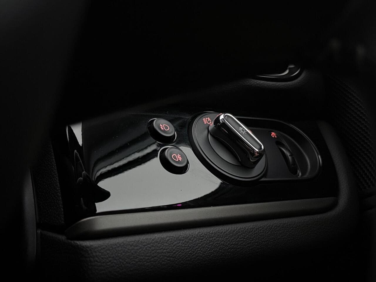 MINI Countryman thumbnail Inconclusive