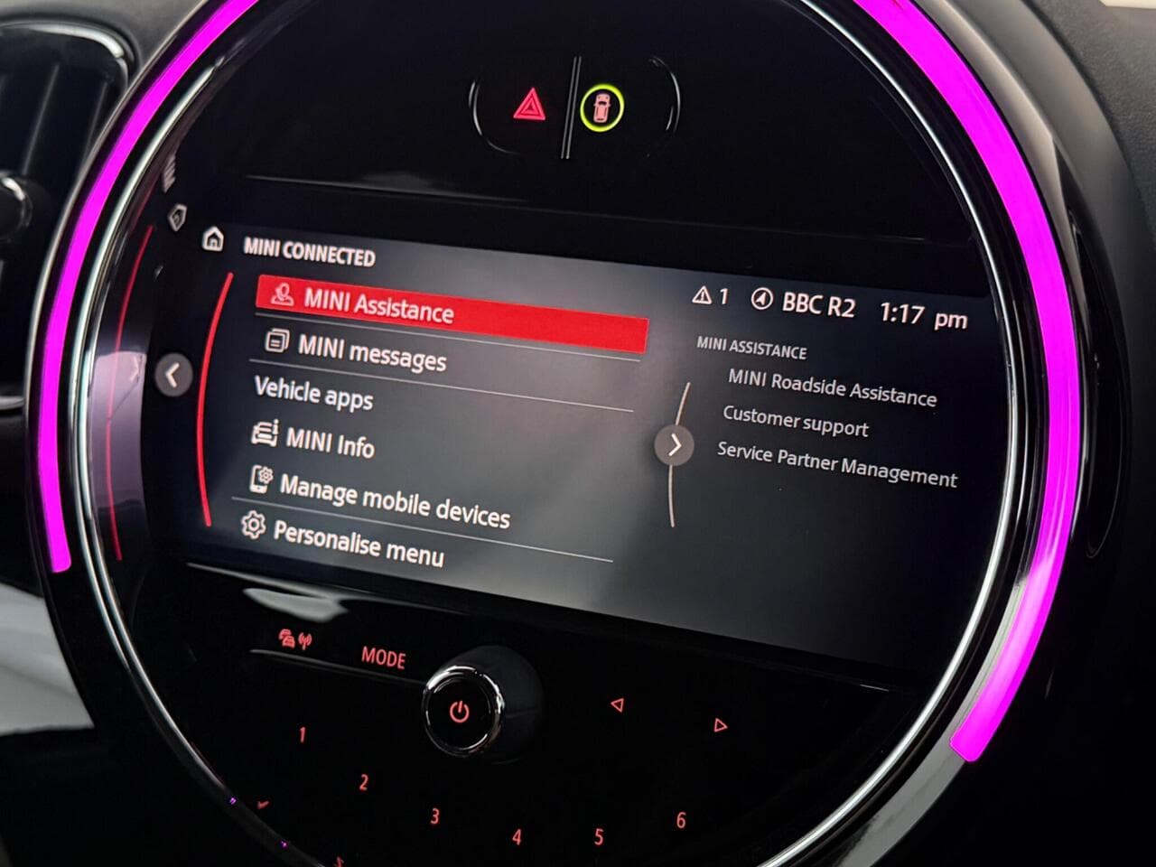MINI Countryman thumbnail Infotainment System