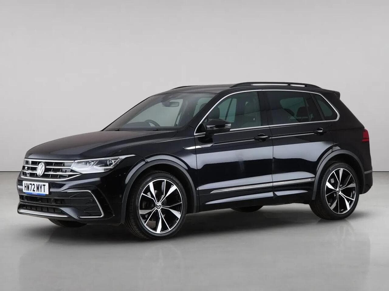 Volkswagen Tiguan thumbnail Front Left
