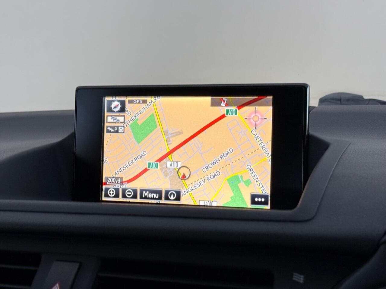 Lexus CT thumbnail Infotainment System