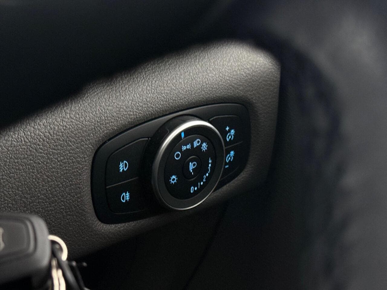 Ford Transit Custom thumbnail Misc Controls